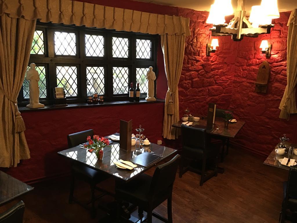 The Oxenham Arms Hotel Devon South Zeal ภายนอก รูปภาพ