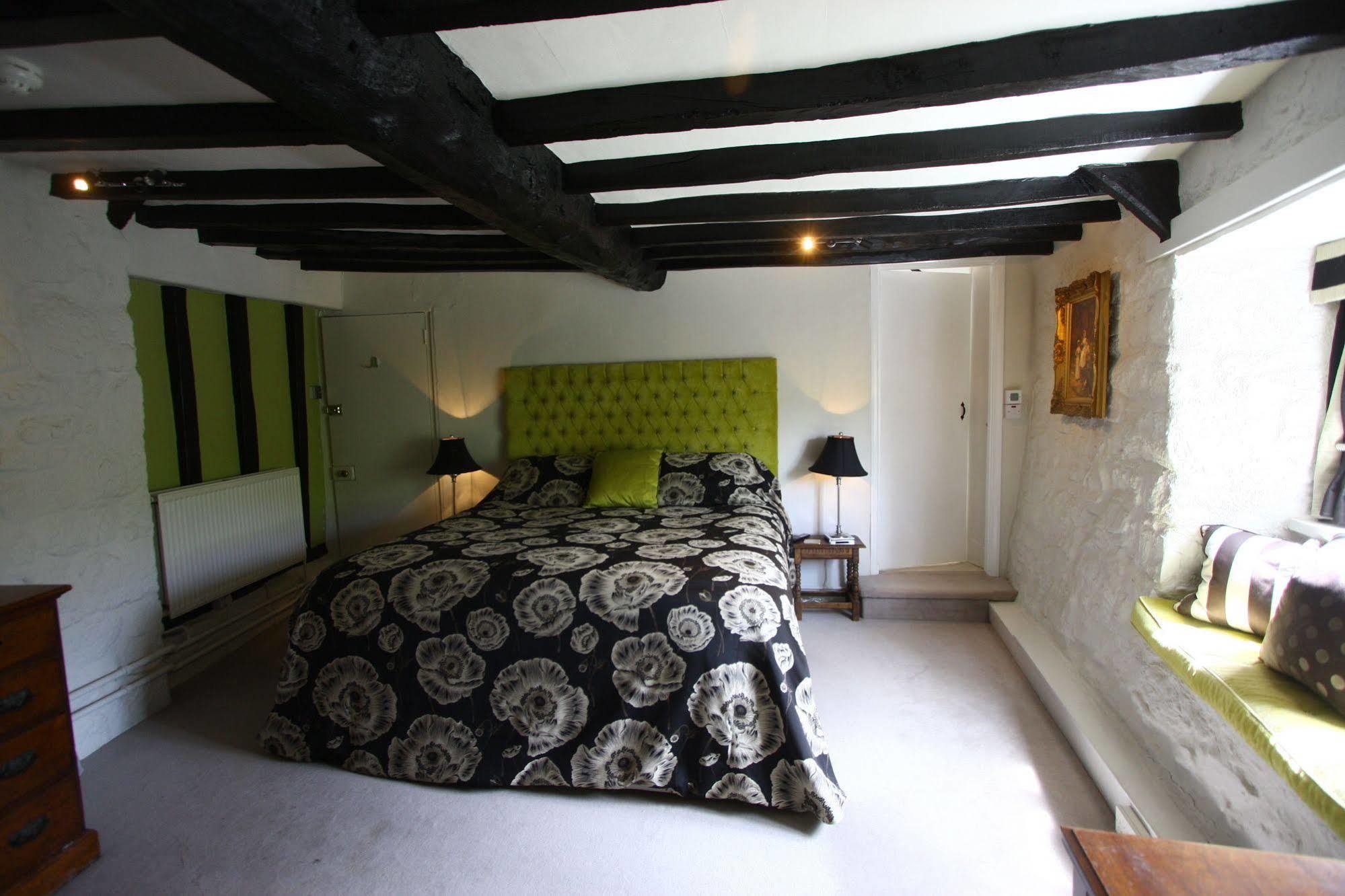 The Oxenham Arms Hotel Devon South Zeal ภายนอก รูปภาพ