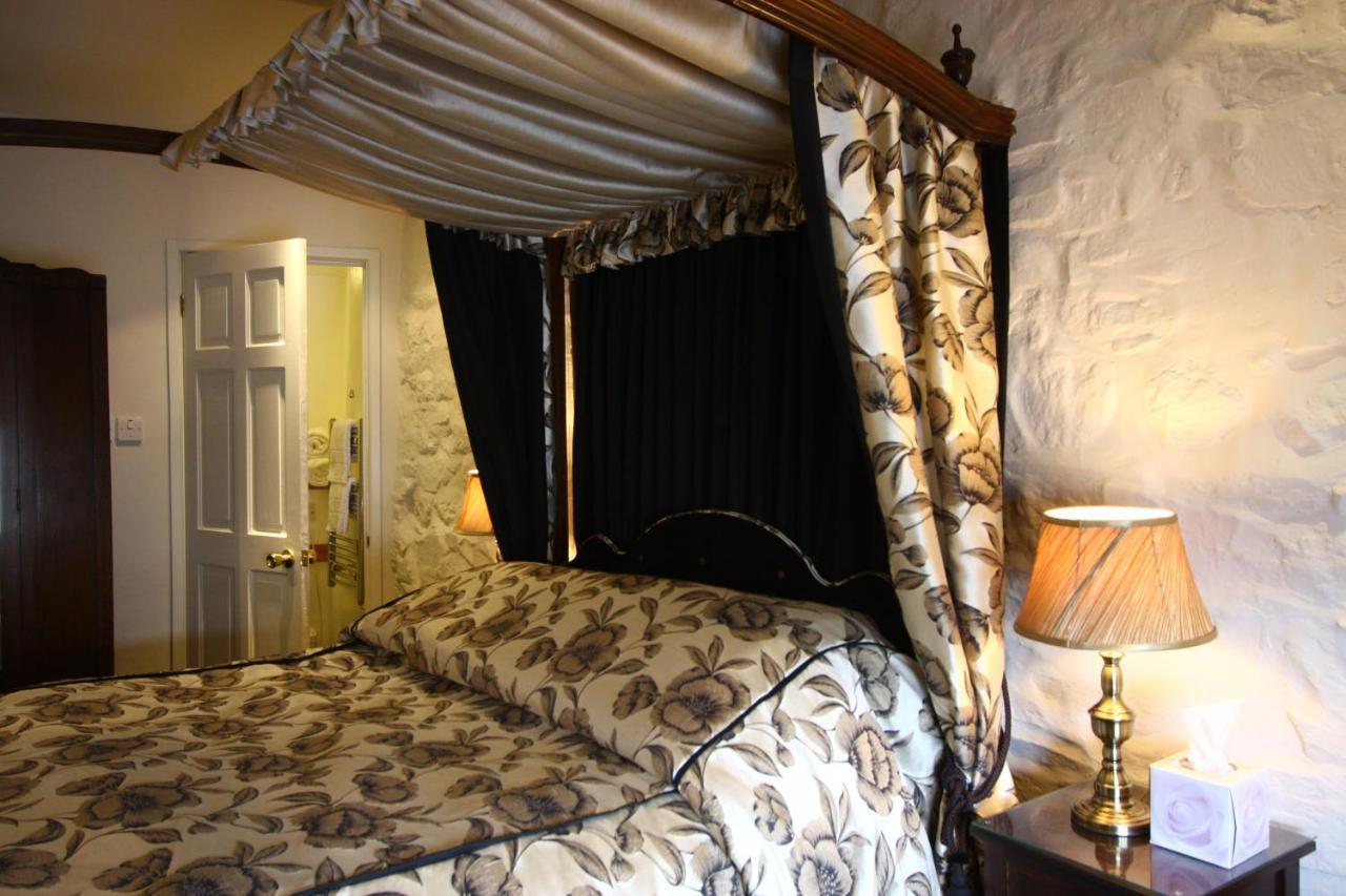 The Oxenham Arms Hotel Devon South Zeal ภายนอก รูปภาพ